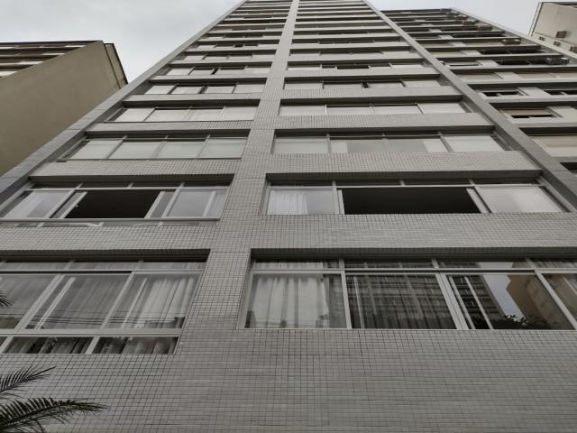 #1272 - Apartamento para Venda em Santos - SP