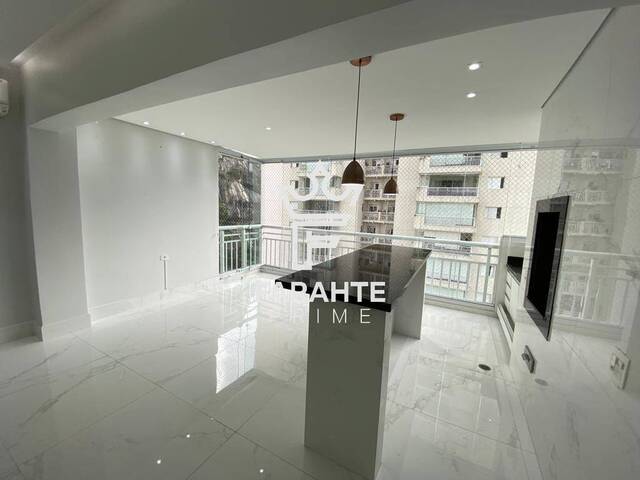 #2212 - Apartamento para Venda em Santos - SP